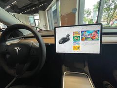 -TESLA 特斯拉(上海太古汇体验店)