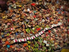 -科隆霍亨索伦桥爱情锁