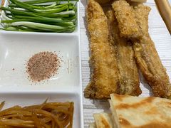 -闻道食府烙饼卷带鱼(原车耳营店原大觉寺店)