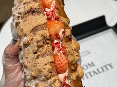 -HOT CRUSH趁热集合·现烤面包(上海环球港店)
