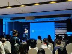 -上海龙之梦万丽酒店