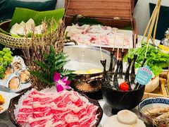 -椰子不语 椰子鸡火锅(淮海店)