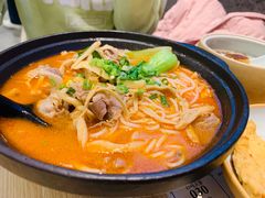 -俏凤凰(美林M·LIVE天地东座店)