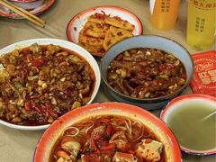 -辣小鲜·南昌大排档(船山路店)