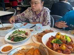 -乔家小院•非遗驴肉•本地小海鲜(滨河路店)