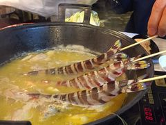 -鲜入围煮花胶鸡海鲜火锅