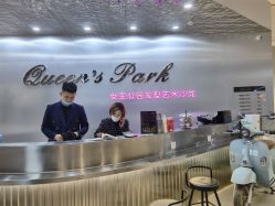 点击看大图 -银星女王公园发型艺术沙龙