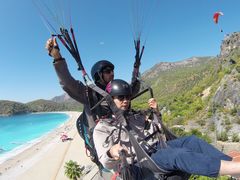 -费特希耶滑翔伞