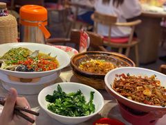 -味上湘菜馆(阿波罗店)