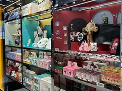 -泡泡玛特POPMART(侨福芳草地店)