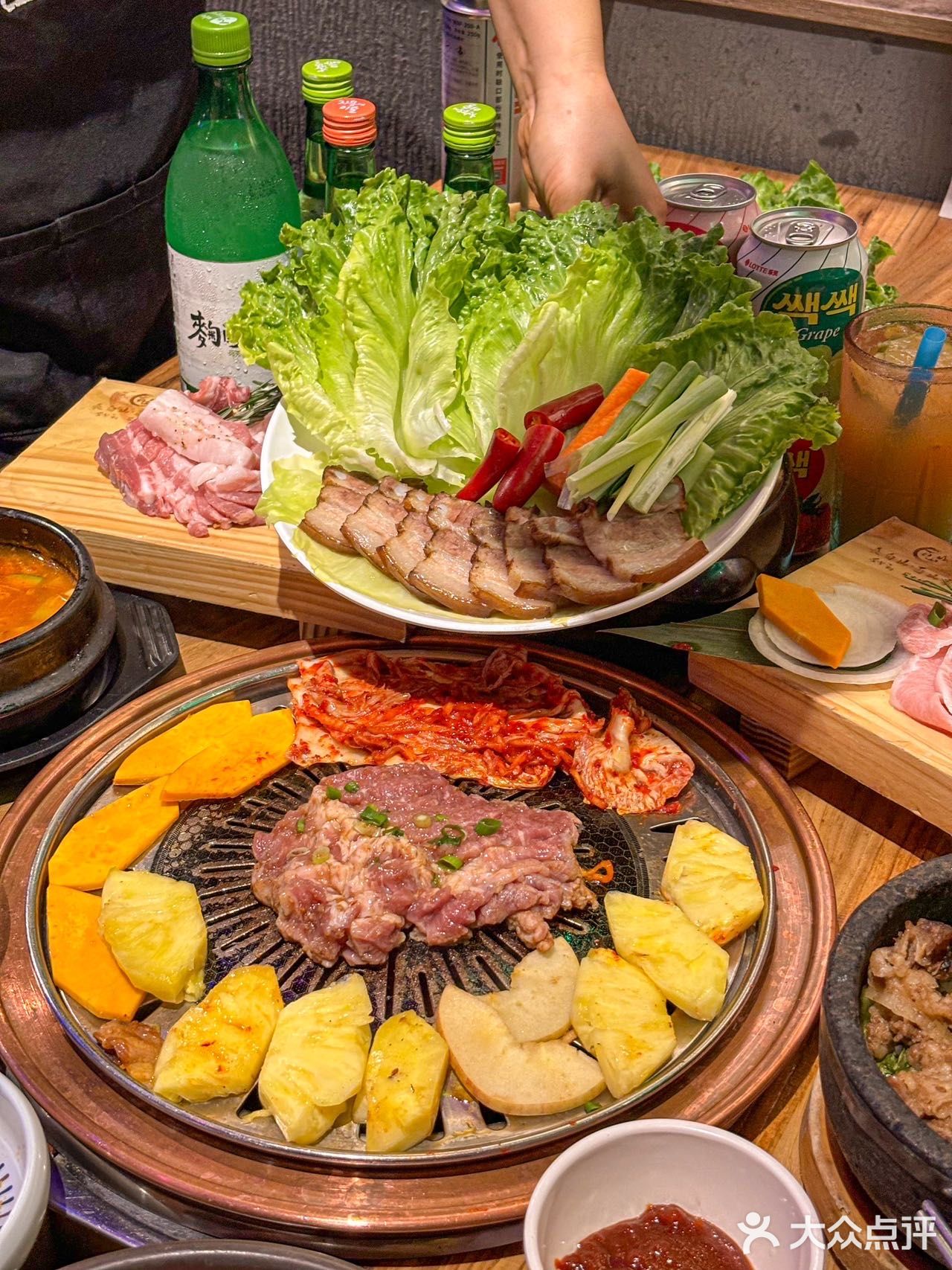 卧卧卧…吃个烤肉竟然烧起来了