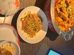 -胖哥俩肉蟹煲(湖滨银泰in77店)