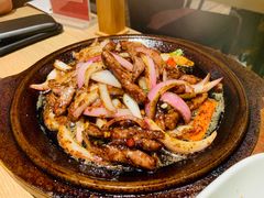 铁板黑椒牛柳-觅唐MITONG(鸟巢店)