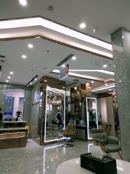-Meng Lang 梦郎白金店
