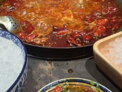 -旧街市鲜货老火锅(大光路店)