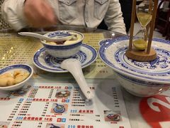 -广信牛奶甜品世家(台东店)