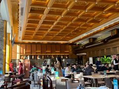 -舜耕山庄四时万和自助餐厅