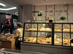 面包甜点陈列柜-Bread Talk 面包新语(荟聚店)