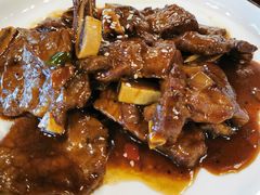 -松沪名灶·豆浆鱼头·新上海菜(飞航吾悦广场店)