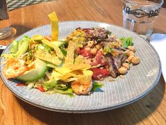 鲜虾牛油果沙拉-Moka Bros 摩卡站(西单大悦城店)