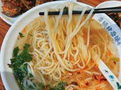 -萍姨抻面馆·鸡架冒菜(清湖店)