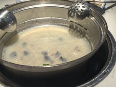 -三个椰子·现砍椰子鸡(金源CBD店)