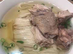 原盅鸡汤面-鼎泰丰(lonsdale street)