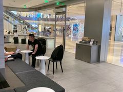 大堂-喜茶(杭州滨江宝龙店)