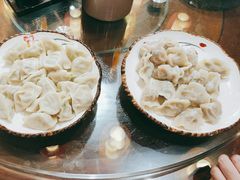 -东来菜馆•手抓海鲜家常菜•海鲜锅贴(鸽子窝店)