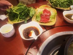 -鲁朗纳麦石锅鸡庄园