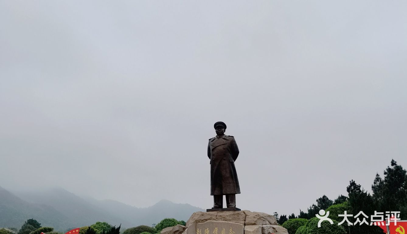 旅游景点的美食让我真香了