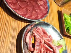 -青瓦炭韩潮烤肉(花园道店)