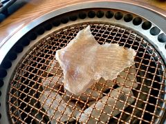 鳐鱼翅-炎蔵牛舌烤肉