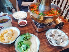 -阿达西新疆特色美食(悦海新天地中央广场店)