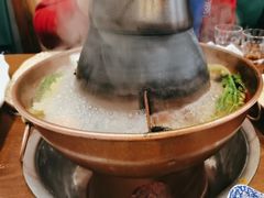 -楼外楼大刀肉传统火锅居(博学路店)