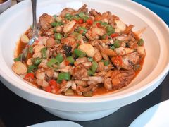 紫苏香辣牛蛙-凤凰湘语·海派湘菜(浦东旗舰店)