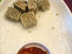 -侬佳蒸菜馆(听潮店)