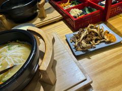 -勺子米线·云南传统小吃市集(四方街店)