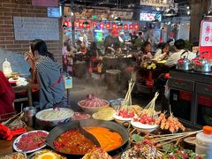 -萍姐火锅·公路夜市(武汉首店)