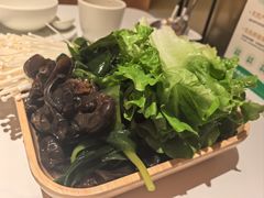 -左庭右院鲜牛肉火锅(七宝领展广场店)