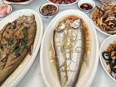 -丹水桥地锅鱼·翘嘴鲌·地方特色全鱼宴(丹江口大坝店)