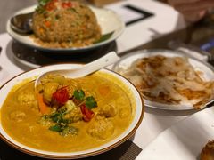 咖喱时蔬配手抓饼-若蘭慈·无国界素食料理(欢乐海岸店)