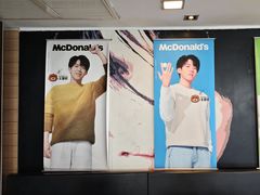 -麦当劳(乳山路店)