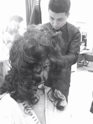 Leon在店里做造型-IL Colpo