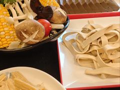 -牛品荟牛肉火锅(新城广场店)