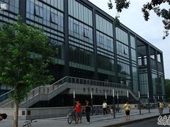 -北京师范大学邱季端体育馆