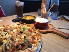 -必胜客(机场路店)