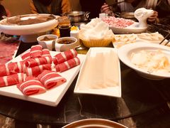 -何鲜菇火锅(大营盘店)