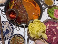 -旧街市鲜货老火锅(大光路店)