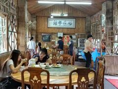 -竹庄餐馆·26年店(南昆山景区店)